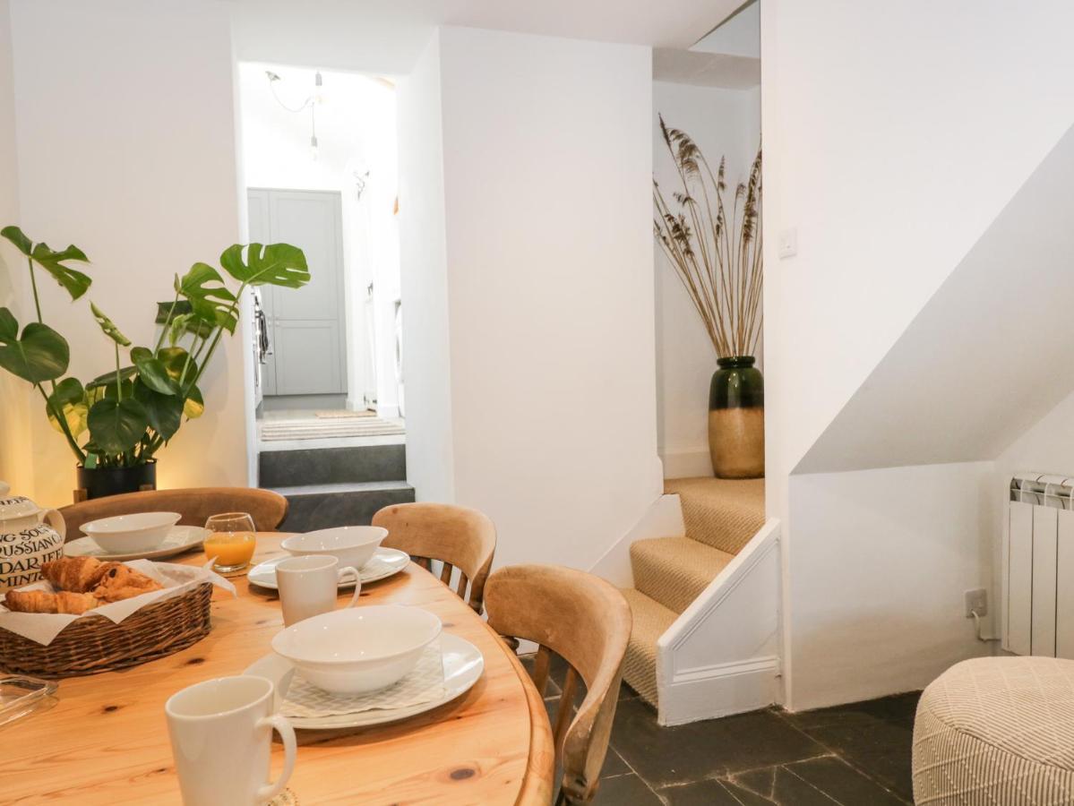 Sandacre Cottage Алверстон Екстер'єр фото